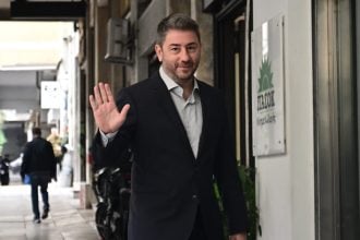 Μαλλιά κουβάρια στο ΠΑΣΟΚ Αχαΐας - Επιστολή διαμαρτυρίας στον Ανδρουλάκη