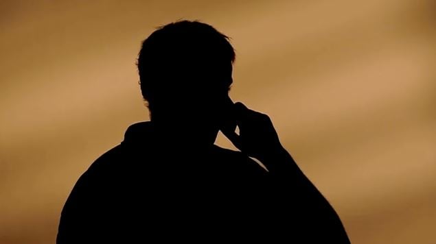 Θρασύτατοι απατεώνες παριστάνουν τεχνικό και… διευθυντή ΔΕΔΔΗΕ για να κλέψουν κοσμήματα και χρήματα