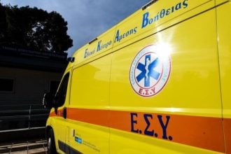 Επιχείρηση διάσωσης 83χρονης - Έχασε τις αισθήσεις ταξιδεύοντας από Άνδρο για Ραφήνα