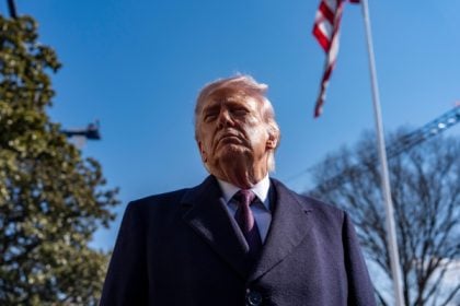 Ντόναλντ Τραμπ: Θα καταστρέψουμε τους πυραύλους του Ιράν