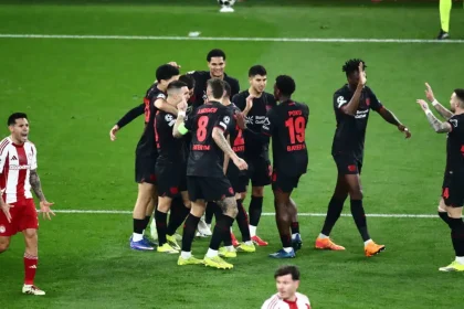 Ολυμπιακός – Μπάγερ Λεβερκούζεν 0-2: Ήττα για τους Πειραιώτες μετά από ένα τρίλεπτο «μπλακ άουτ» 