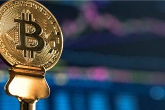 Bitcoin: Οι νέοι δασμοί του Τραμπ οδηγούν στα τάρταρα η τιμή του