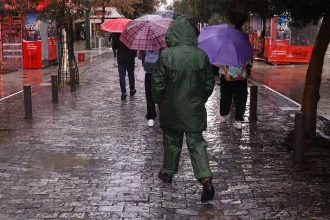 Καιρός: «Καμπανάκι» για τις βροχές στη δυτική Ελλάδα - Αναμένεται ο μεγαλύτερος όγκος νερού