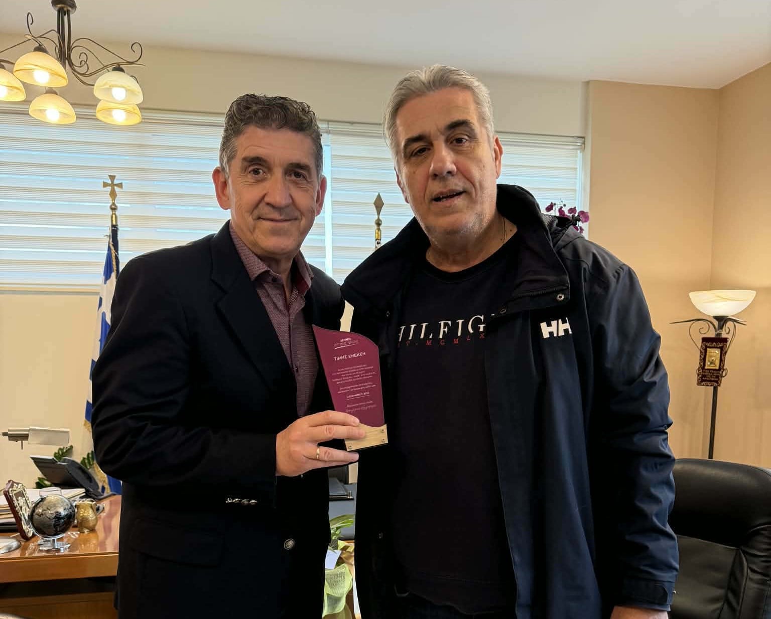 Βράβευση του Συλλόγου "Πείρος" για την εθελοντική προσφορά στην πυρκαγιά του Αυγούστου