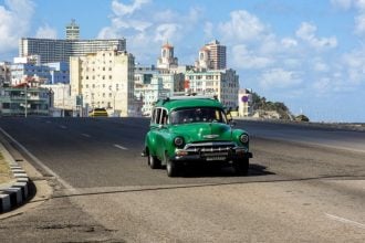 Κούβα: Ο βασικός πυλώνας της οικονομίας της καταρρέει