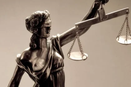 Επιτάχυνση Δικαιοσύνης και αναθεώρηση Συντάγματος απασχόλησαν τη συνέλευση των Διοικητικών Δικαστών