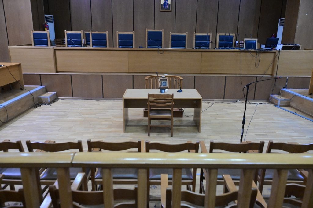 Την απαλλαγή του ηθοποιού που κατηγορείται για βιασμό και απόπειρες βιασμού, ζήτησε η εισαγγελέας