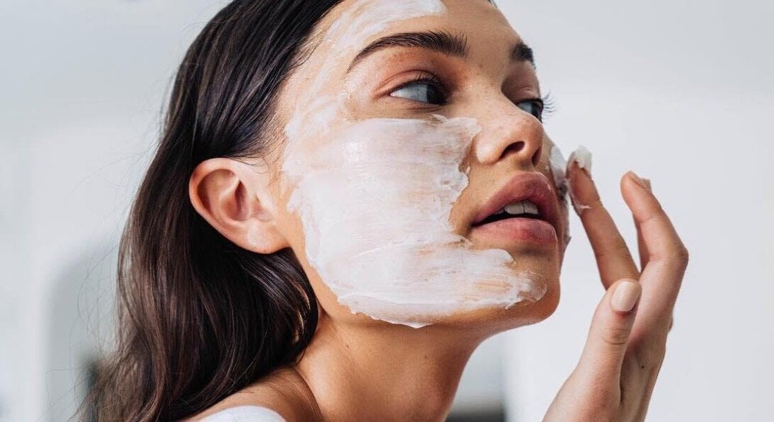 Η απόλυτη DIY detox θεραπεία προσώπου 30 λεπτών