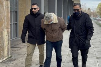 Θεσσαλονίκη: Στον ανακριτή οι συλληφθέντες για τις δολοφονίες των δύο γυναικών