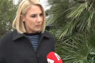 Ντόρα Κουτροκόη: Δεν ξέρω αν ήταν αναγκαία η αλλαγή στην εκπομπή του ΑΝΤ1 με την Κατερίνα Καραβάτου