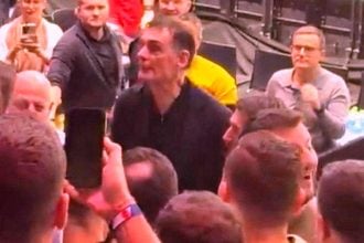 Πρόστιμο από την Euroleague στον Γιώργο Μπαρτζώκα για το επεισόδιο με τον οπαδό του Παναθηναϊκού στο Ντουμπάι