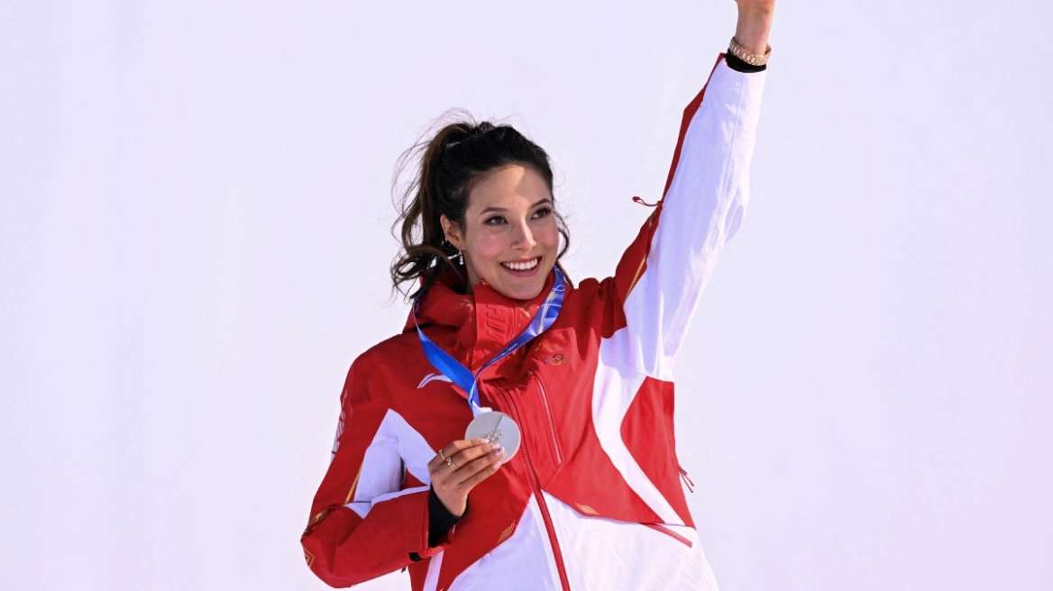 Χορός εκατομμυρίων για την Αϊλίν Γκου: Ποια είναι η σκιέρ που αρνήθηκε την αμερικανική υπηκοότητα και πλούτισε αγωνιζόμενη για την Κίνα