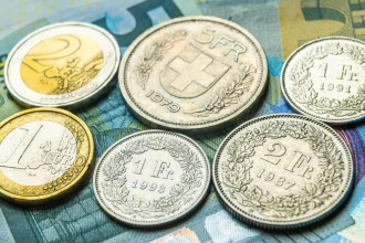 EET: Στην κατηγορία 1 η μετατροπή του ελβετικού φράγκου για τα άτομα με ειδικές ανάγκες - Τι σημαίνει για τους δανειολήπτες