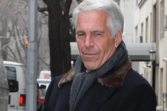 Ειδική ομάδα ανακριτών που θα εξετάσει τις σχέσεις του Επστάιν με Γάλλους πολίτες, συγκροτεί το Παρίσι