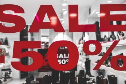 Χειμερινές εκπτώσεις 2026: Πότε τελειώνουν – Τι πρέπει να προσέχουν οι καταναλωτές