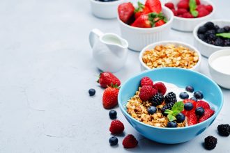 Φρούτα με λίγα σάκχαρα που ενισχύουν το μεταβολισμό