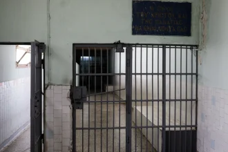 Φυλακές Αγίου Στεφάνου Πατρών: Τον έπιασαν με ναρκωτικά «bonsai» - Πού τα είχε κρύψει