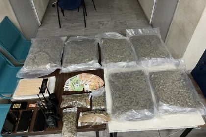 Δυτ. Ελλάδα: Συνελήφθη γνωστός επιχειρηματίας για διακίνηση χασίς - Είχε για «βιτρίνα» κατάστημα κλιματιστικών, τι υποστηρίζει ο ίδιος (ΦΩΤΟ)