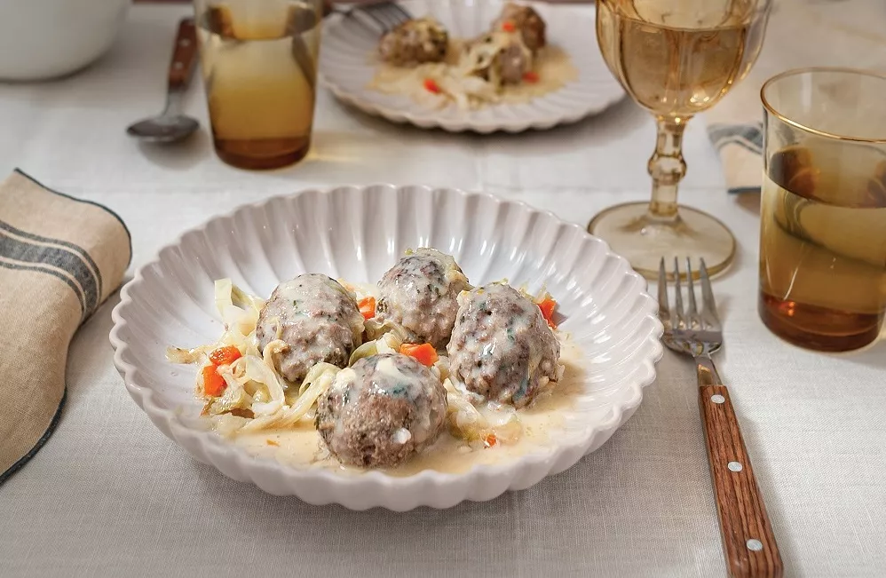 Η συνταγή της ημέρας: Γιουβαρλάκια μοσχαρίσια αυγολέμονο