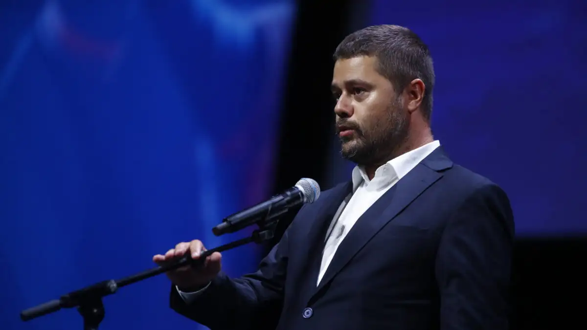 Μάκης Γκαγκάτσης: «Στόχος είναι να σφυρίζουν Έλληνες διαιτητές και τα ντέρμπι της Super League»