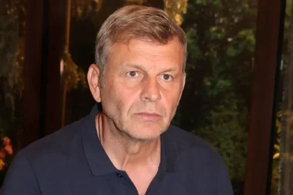 Απόστολος Γκλέτσος: «Ήταν μεγάλη μ@@@α αυτό που είπα για τον Χριστόφορο Παπακαλιάτη και ζητώ συγγνώμη»