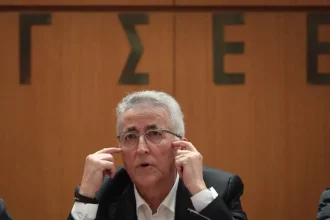 Νέα επίθεση Παναγόπουλου στο ΠΑΣΟΚ: Αιχμές της ΠΑΣΚΕ περί «υπονόμευσης» μετά το συνέδριο του ΕΚ Αθήνας