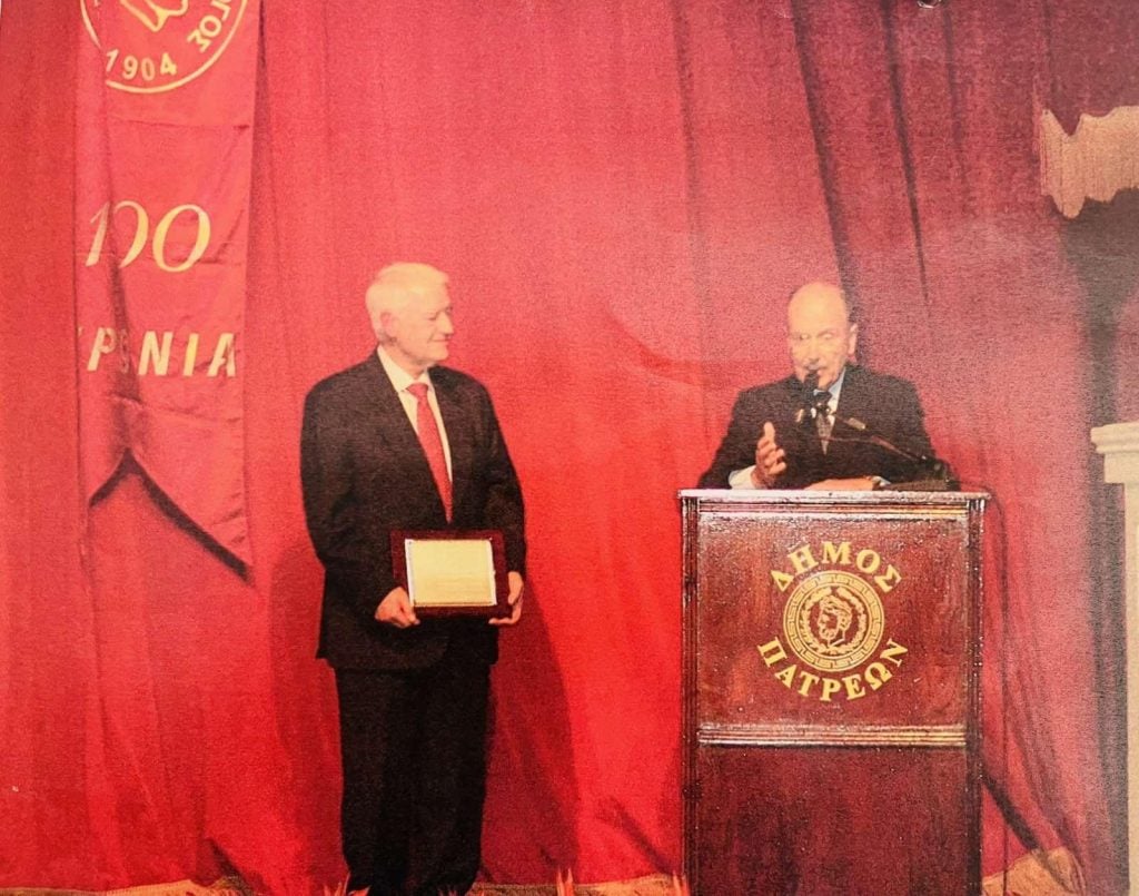 Πάτρα: Διαμαρτυρία επιτιμων προέδρων του Εμπορικού Συλλόγου για τις αναφορές Μάκη Κατσιγιάννη