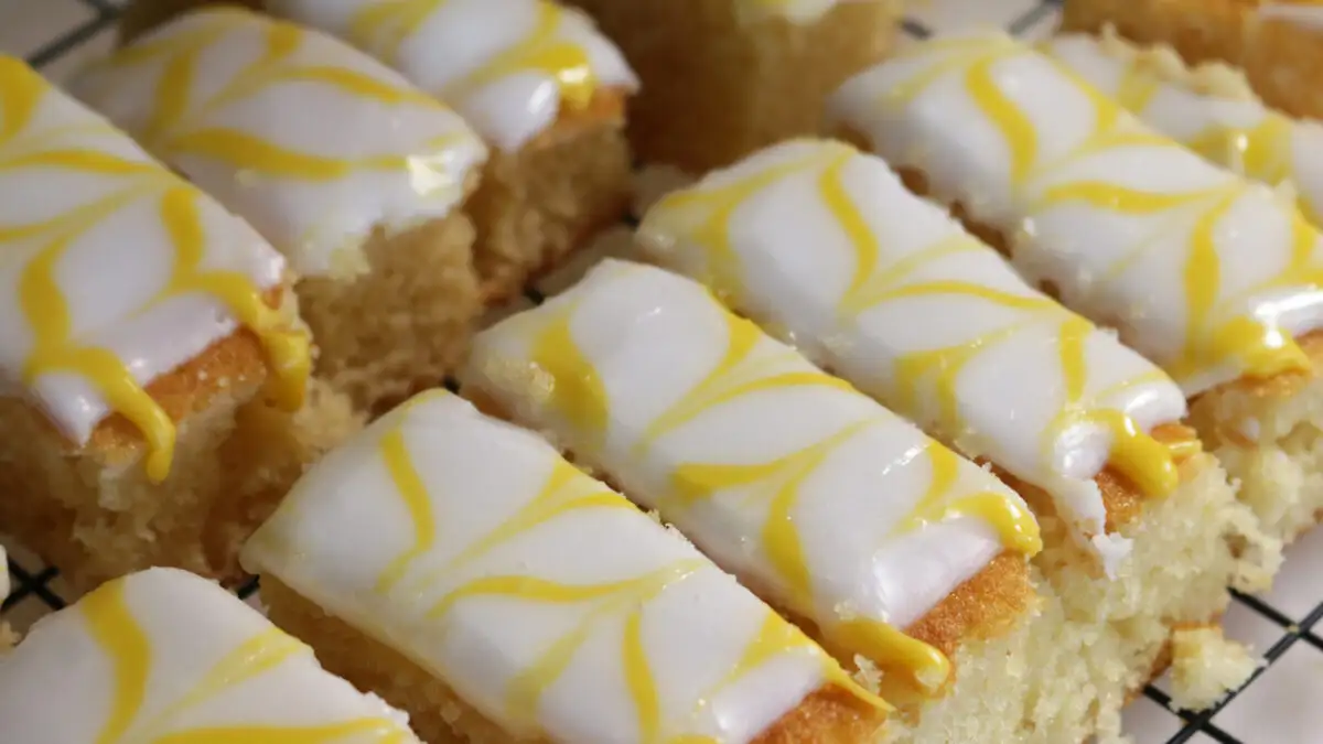 Εύκολο κέικ λεμονιού