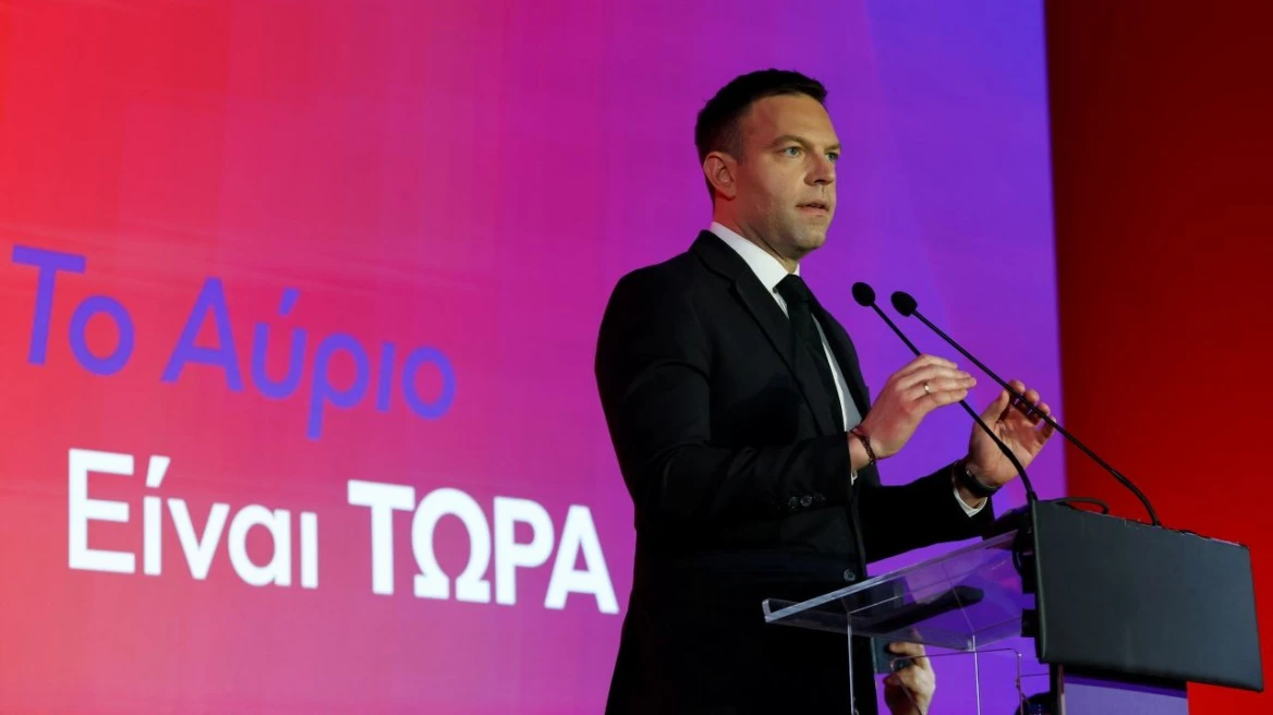 Ευτράπελα στο κόμμα Κασσελάκη: Σύνεδροι χωρίς... την ομιλία τους και προτάσεις εκτός πραγματικότητας