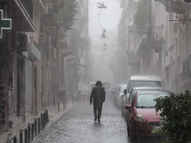 Κακοκαιρία την Τρίτη με ισχυρές βροχές και καταιγίδες - Πού θα είναι έντονα τα φαινόμενα