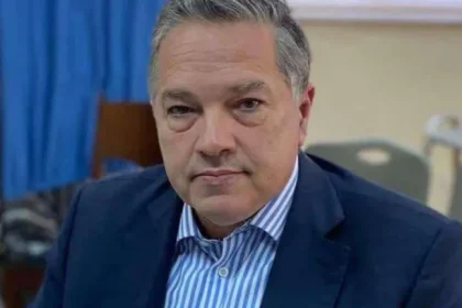 Κώστας Σβόλης: Η δημοτική αρχή για ιδεοληψίες θυσιάζει το μέλλον μαθητών