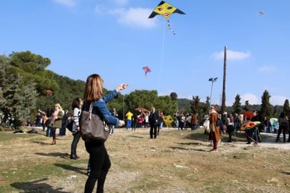Καθαρή Δευτέρα στην Πάτρα με χαρταετούς, χορούς, μουσική τραγούδι και σαρακοστιανά εδέσματα