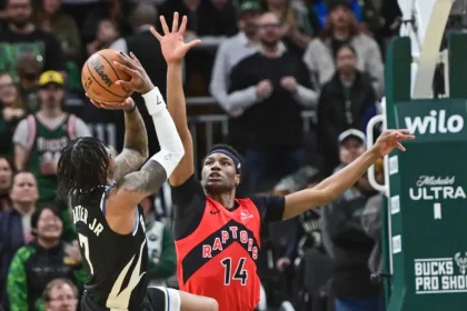 Μιλγουόκι Μπακς – Τορόντο Ράπτορς 94-122: Οι Καναδοί σταμάτησαν το σερί των «ελαφιών»