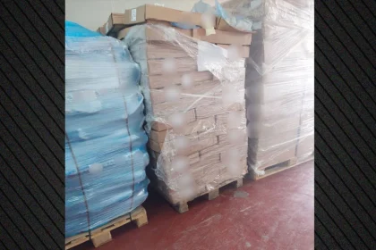 Κατασχέθηκαν 4,8 τόνοι σάπιου κρέατος στο Καπανδρίτι, λίγο πριν διατεθούν στην αγορά για την Τσικνοπέμπτη