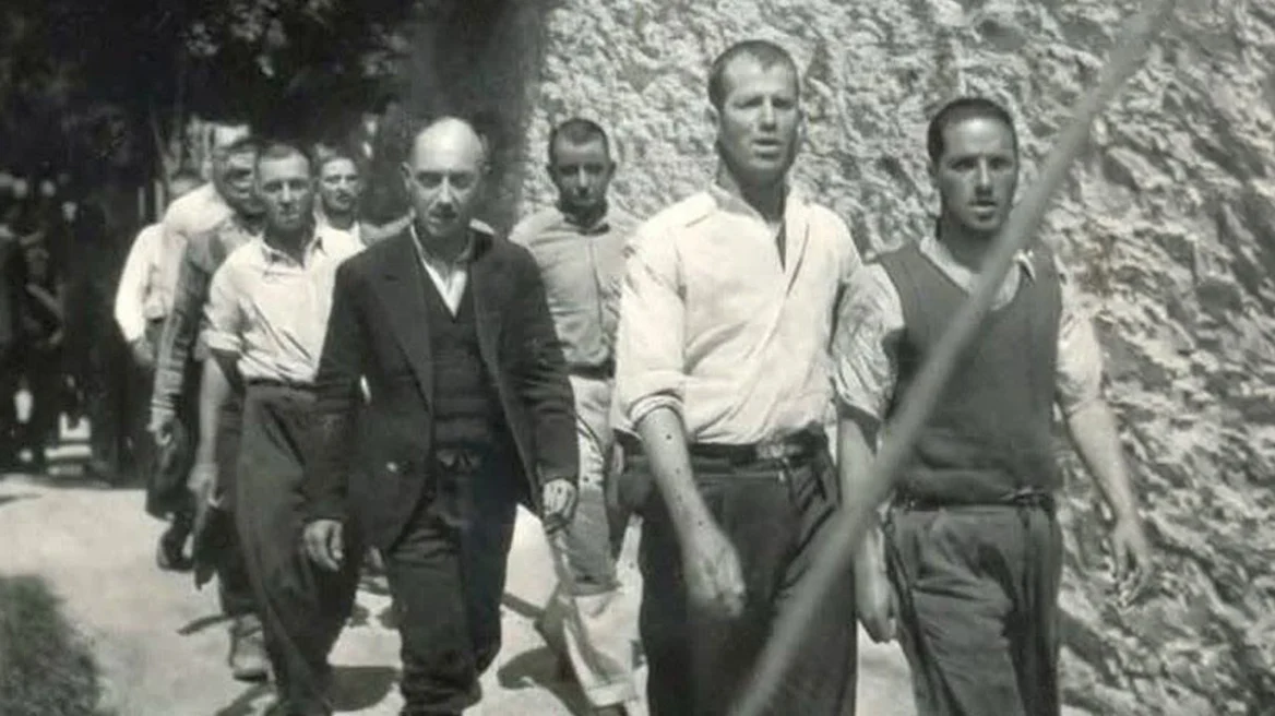 Αυθεντικές οι φωτογραφίες από τις εκτελέσεις στην Καισαριανή, 262 ντοκουμέντα αγοράζει το υπουργείο Πολιτισμού