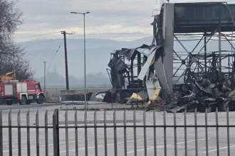 Τρίκαλα: Ξεκίνησαν εκ νέου οι έρευνες στο εργοστάσιο της «Βιολάντα» - ΦΩΤΟ