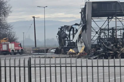 Τρίκαλα: Ξεκίνησαν εκ νέου οι έρευνες στο εργοστάσιο της «Βιολάντα» - ΦΩΤΟ