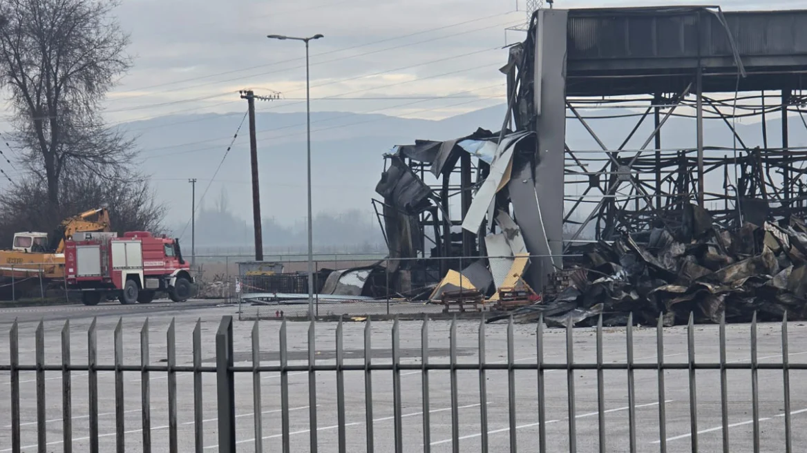 Τρίκαλα: Ξεκίνησαν εκ νέου οι έρευνες στο εργοστάσιο της «Βιολάντα» - ΦΩΤΟ