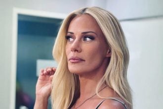 Ζέτα Μακρυπούλια: Κλείστηκα για καιρό στο σπίτι, άρχισα να παθαίνω κρίσεις πανικού