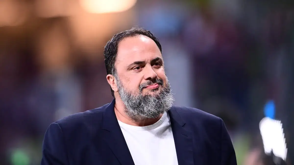 Βαγγέλης Μαρινάκης στους παίκτες του Ολυμπιακού: «Είμαι μαζί σας μέχρι τέλους, με 5/5 σας περιμένει μεγάλο πριμ»