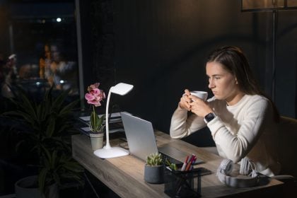 Ύπνος: 4 παράγοντες που διαταράσσουν το πιο κρίσιμο στάδιο της ξεκούρασής σας