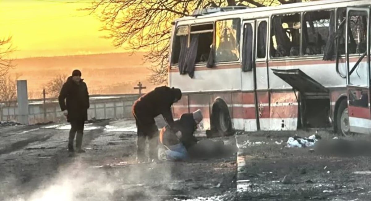 Ρωσικά drone χτύπησαν λεωφορείο με εργαζόμενους ορυχείου στην Ουκρανία - 15 νεκροί 7 τραυματίες