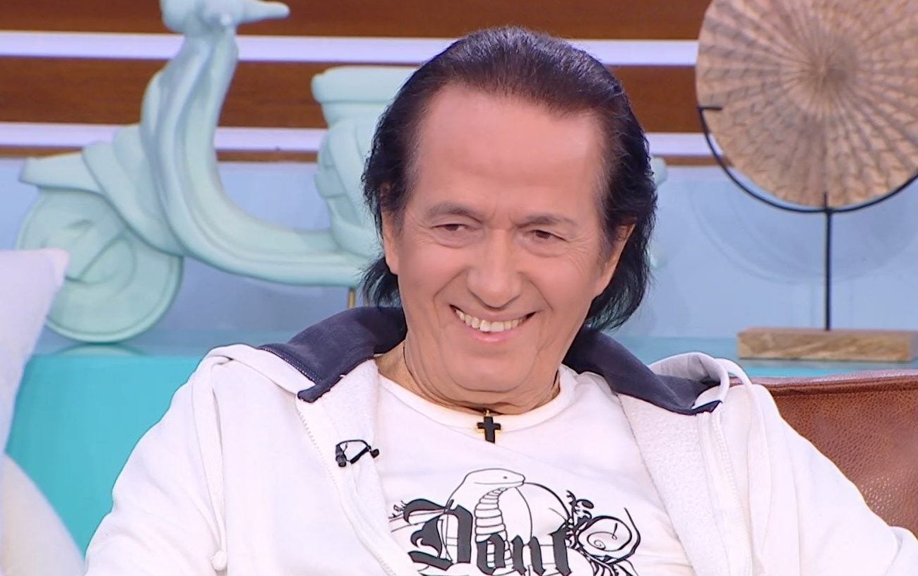 Πασχάλης: «Κι αν βάφω τα μαλλιά μου, θα σας δώσω λογαριασμό;»