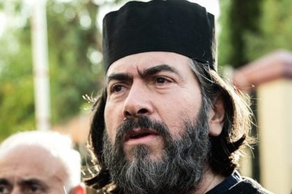 Κιβωτός του Κόσμου: Ένταση στη δίκη - Την Πέμπτη η απόφαση του Εφετείου για τον πατέρα Αντώνιο