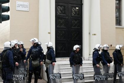 Πάτρα: Δικάζονται σήμερα οι 7 αντιεξουσιαστές - "Φούριο" τα Δικαστήρια