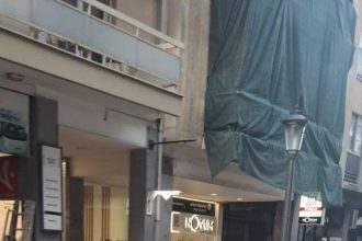 Πάτρα: Μετέτρεψαν τον πεζόδρομο της Αγ. Νικολάου σε πάρκινγκ!