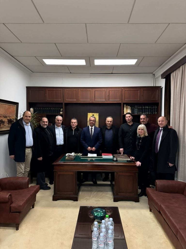 Επίσκεψη Σταϊκούρα στην Πάτρα: Συναντήσεις με θεσμικούς και παραγωγικούς φορείς και παρουσίαση του βιβλίου του Αλέξη Πατέλη (ΦΩΤΟ)