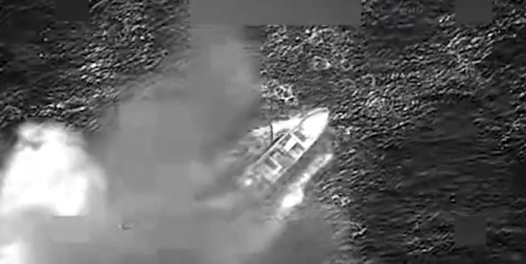 Νέο αμερικανικό πλήγμα σε σκάφος που φέρεται να μετέφερε ναρκωτικά στον Ειρηνικό – Δύο νεκροί ΒΙΝΤΕΟ