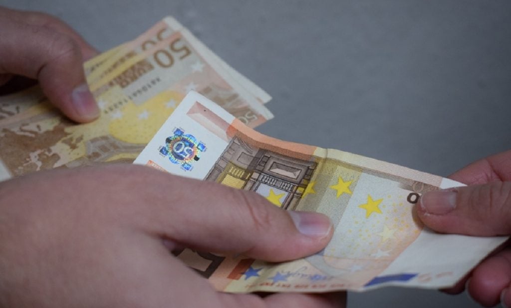 Ο «χάρτης» των πληρωμών από τον e-ΕΦΚΑ και τη ΔΥΠΑ - Ποιοι θα δουν χρήματα στους λογαριασμούς τους έως τις 13 Φεβρουαρίου