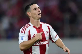 Ο Ντάνιελ Ποντένσε τιμωρήθηκε με μια αγωνιστική και χάνει το Λεβαδειακός – Ολυμπιακός